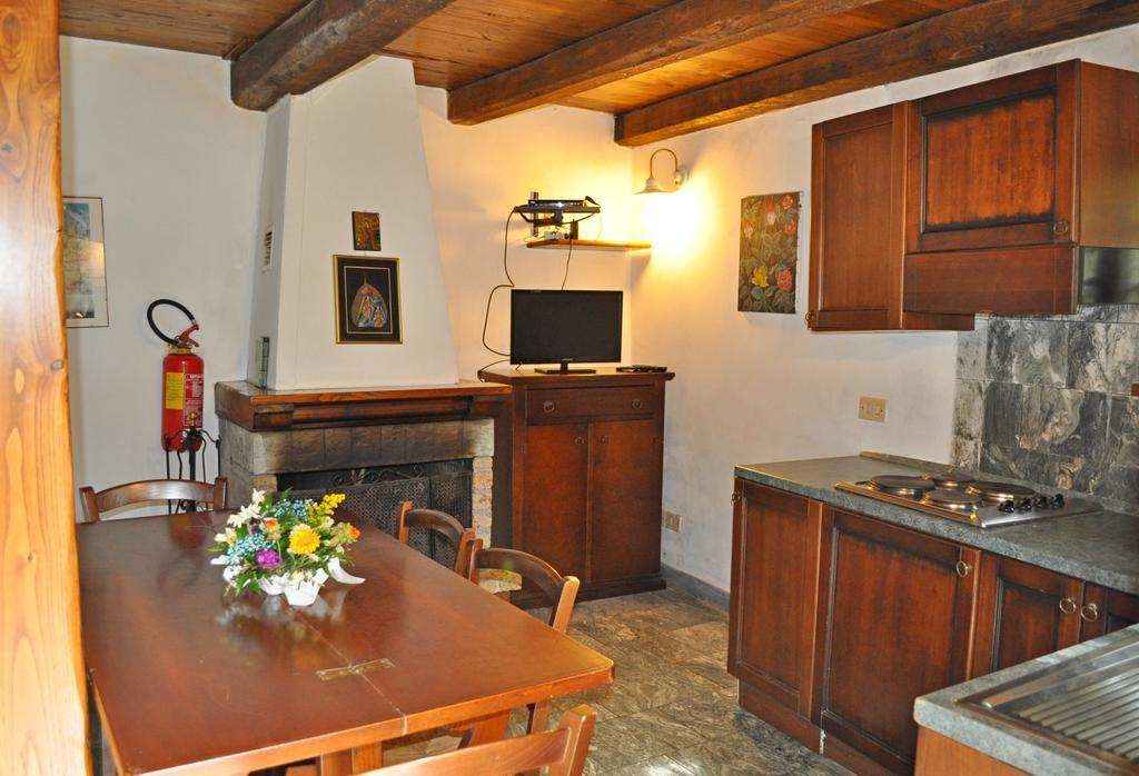 Borgo Isola Santa Guest House Exterior photo