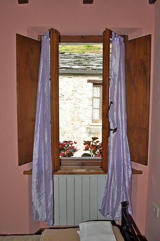Borgo Isola Santa Guest House Exterior photo